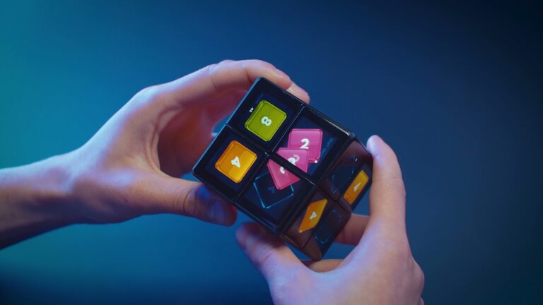 WowCube: Il Futuro Tattile del Gaming? Un Confronto con l’Eredità del Game Boy