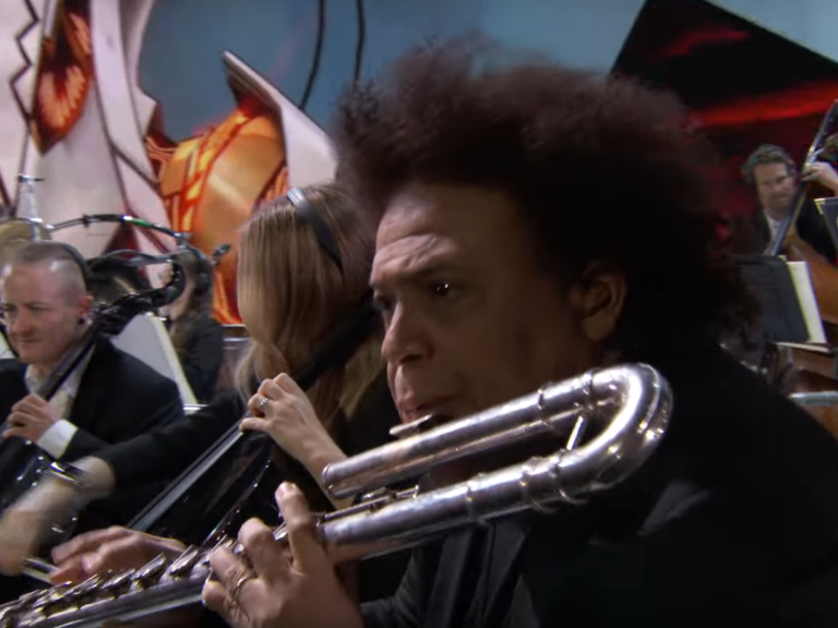 The Flute Guy: L’Eroe Silenzioso che ci Ha Rubato il Cuore (e il Feed di Twitter) ai The Game Awards